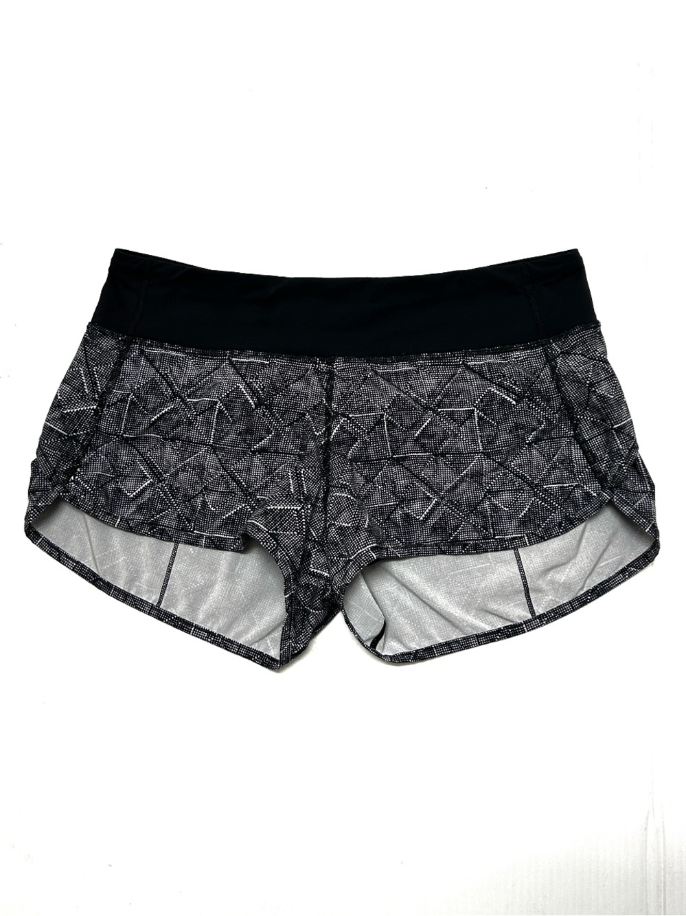 Lululemon Speed Up Shorts built in brief running athletic performance size 6